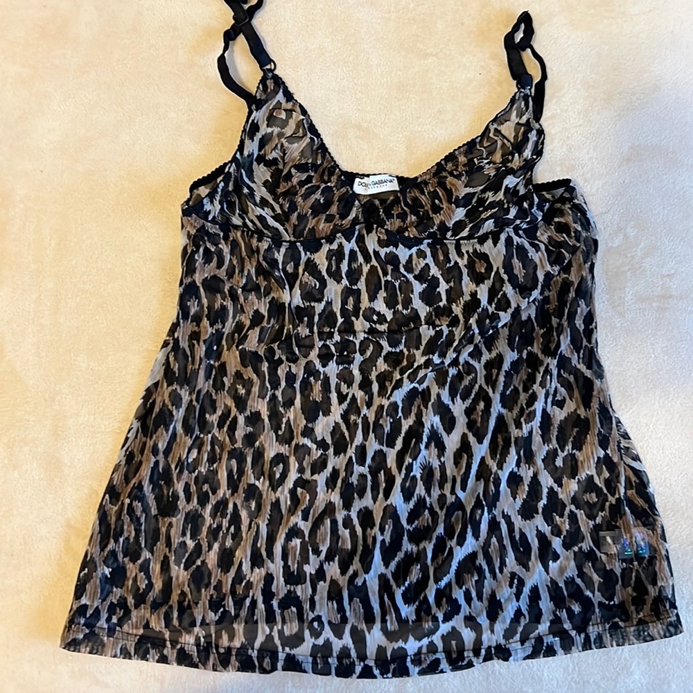 Dolce Gabbana It says size L but it fits small